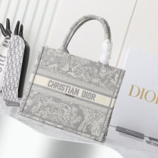 Christian Dior Shopping Bags